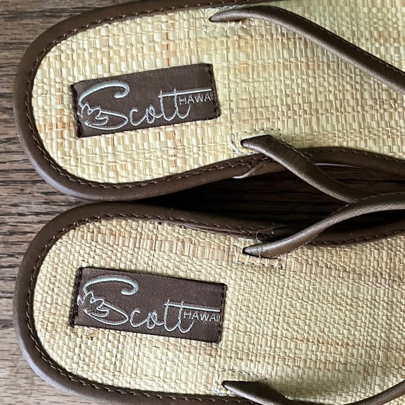 Scott’s Stylish Caramel Brown and Tan Flip-Flops Size 7 NWOT - Picture 4 of 7